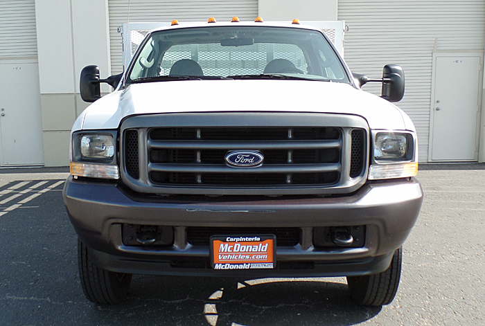 2004 Ford F-450 12’ Stakebed w/ Only 50K - Front View