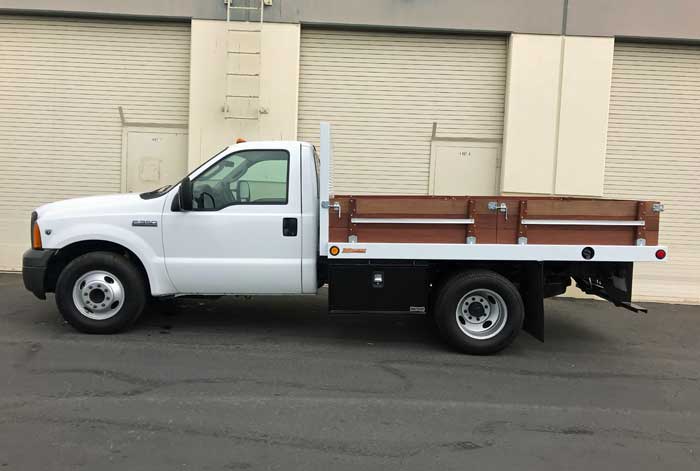 2005 Ford F-350 6 Speed Manual Transmission Truck w/ New 10' Stakebed & Only 75K  - Driver Side 