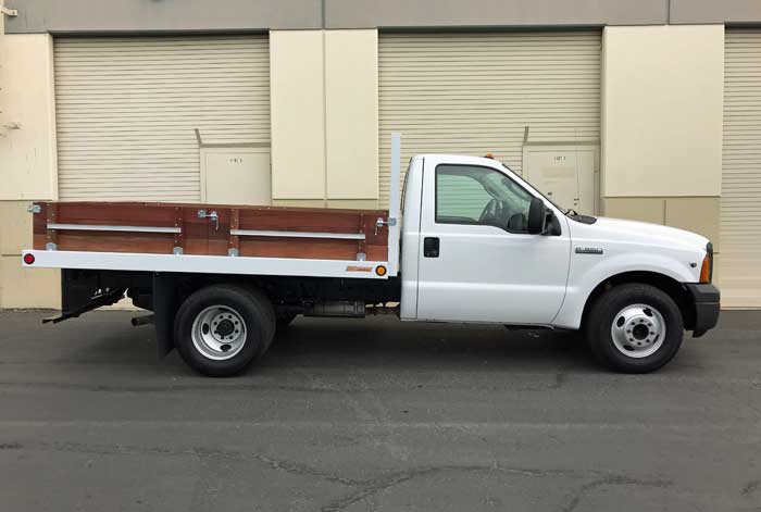 2005 Ford F-350 6 Speed Manual Transmission Truck w/ New 10' Stakebed & Only 75K  - Passenger Side 