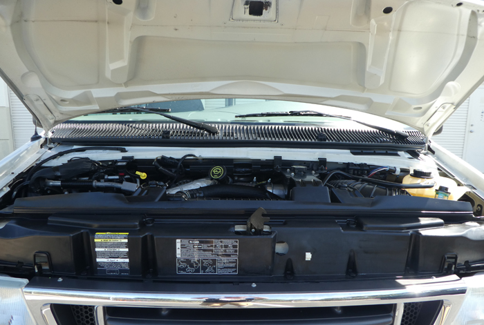 2006 Ford E-350 Extended High Top Diesel Cargo Van - Engine Compartment