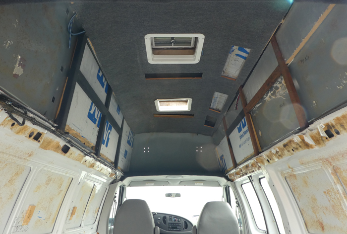 2006 Ford E-350 Extended High Top Diesel Cargo Van - Inside Cargo View 2