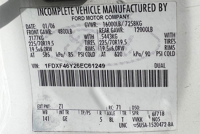 22006 Ford F-450 9' Stakebed - Federal Label