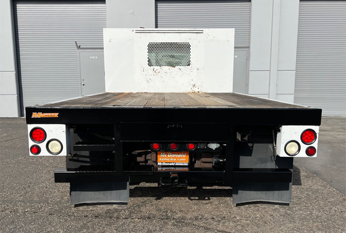 22006 Ford F-450 9' Stakebed - Rear View