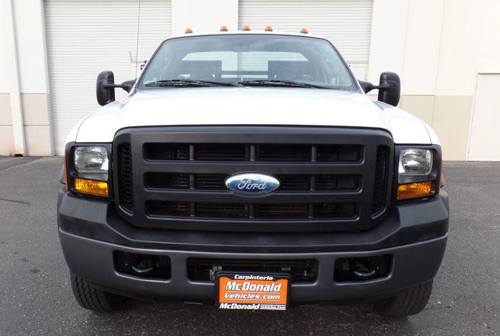 2006 Ford F-450 12’ Stakebed w/ Only 70K - Front View