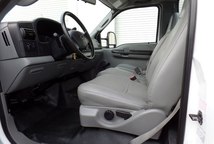2006 Ford F-450 12’ Stakebed w/ Only 70K - Inside Driver