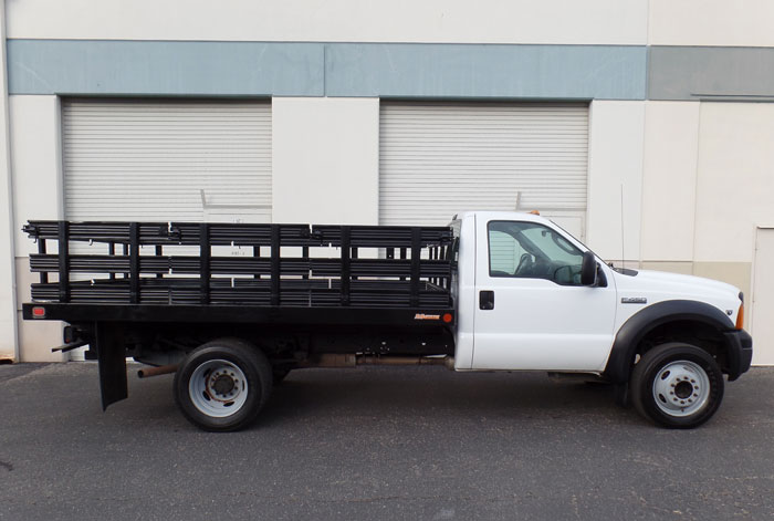 2006 Ford F-450 12’ Stakebed w/ Only 70K - Passenger Side