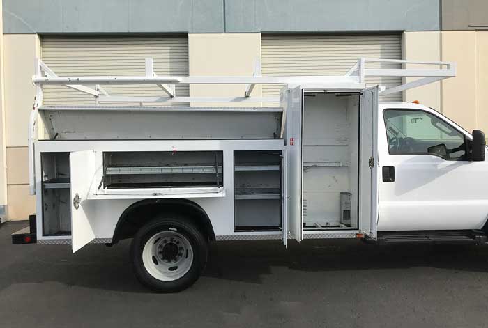 2008 Ford F-450 XL Service/Utility Truck - Box - Driver Side
