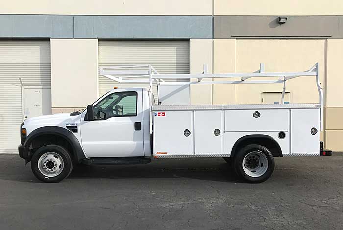 2008 Ford F-450 XL Service/Utility Truck - Driver Side