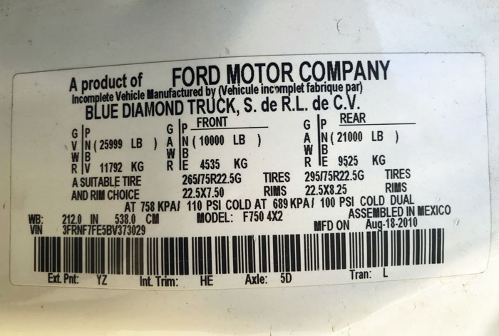 2011 Ford F-750 6.7 L Carb Compliant Cummins Diesel 18' Box Truck - Federal Label
