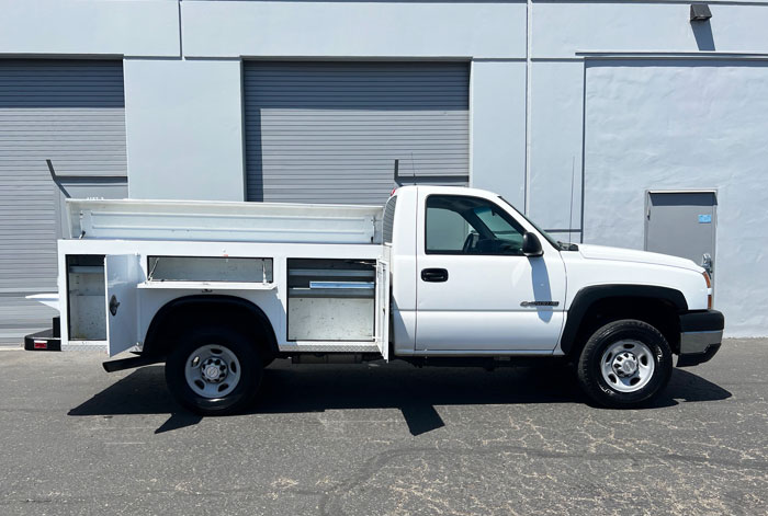 2006 Chevy Silverado 2500 HD Utility - Box - Passenger