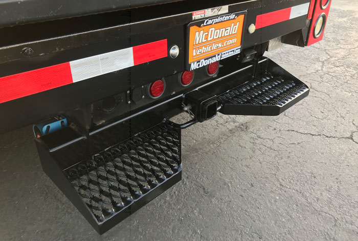 2007 Ford F-450 XLTL 4 x 4 Crew Cab Utility - Tow Package