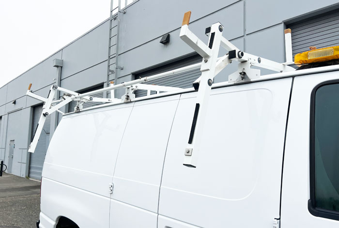 2008 Ford E-250 Cargo Van w/ 40K -   Drop Down Ladder Rack Passenger Side 1