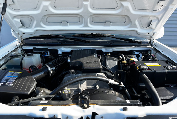 2009 Chevy Colorado 4WD Extra Cab - Engine Compartment