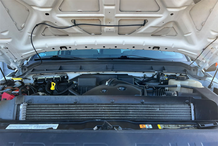 2012 Ford F-250 XL Pickup - Engine Compartment
