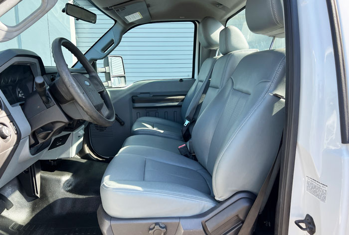 2012 Ford F-450 Cab & Chassis - Inside Driver