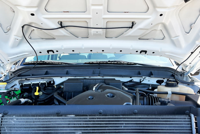 2013 Ford F-250 XL Utility - Engine Compartment