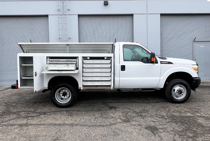 2013 Ford F-350 4WD Utility - Box - Passenger Side