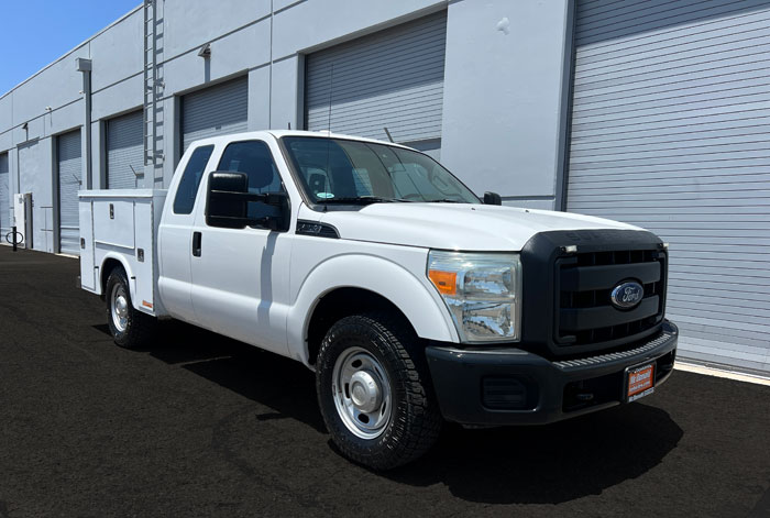 2014 Ford F-250 Super Cab Utility w/ Only 86k mi. 