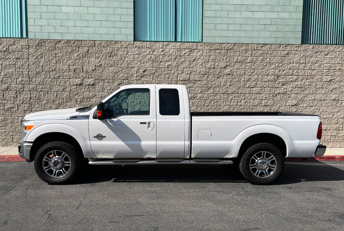 2016 Ford F-250 Super Duty 4WD Diesel Super Cab Lariat Pickup - Driver Side</title>
</head>