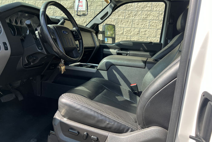 2016 Ford F-250 Super Duty 4WD Diesel Super Cab Lariat Pickup - Inside 1a</title>
</head>
