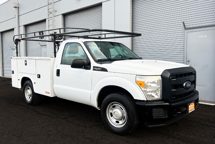 2016 Ford F-250 Utility w/ Only 45k mi. 