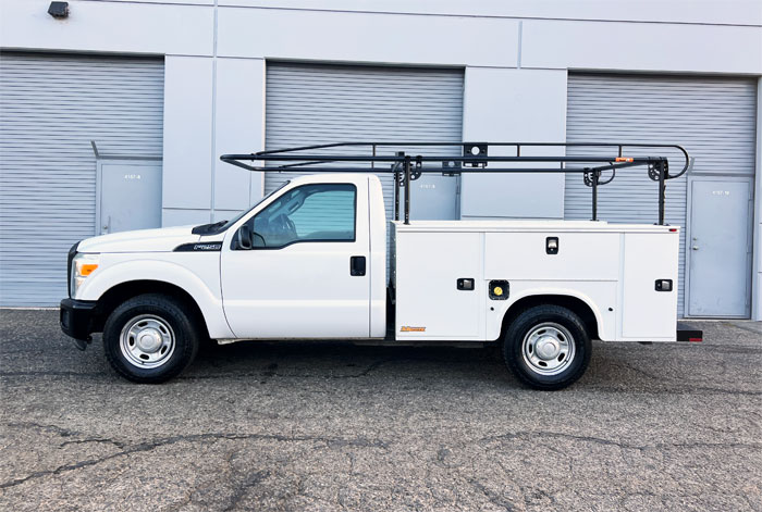 2016 Ford F-250 Utility - Driver