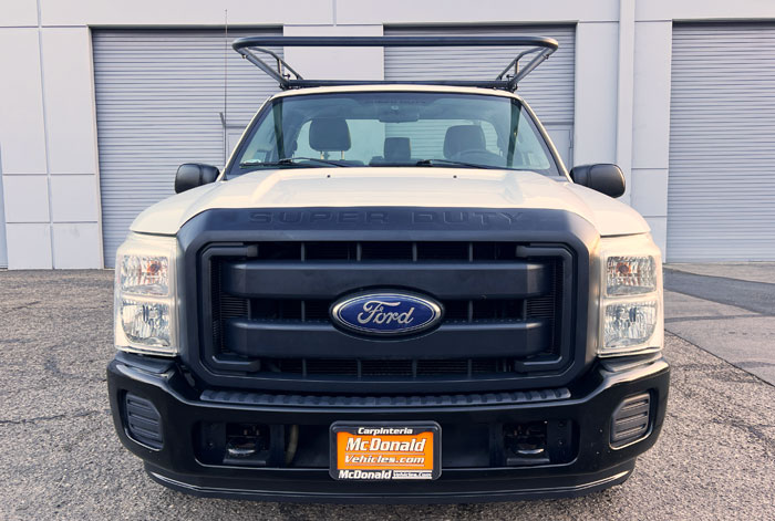 2016 Ford F-250 Utility - Front View