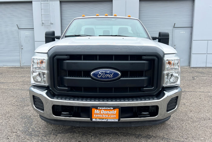 2016 Ford F-350 Utility - Front View