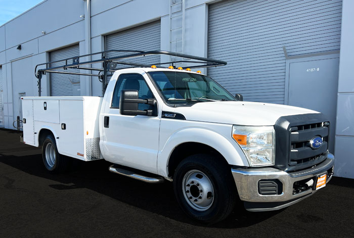 2016 Ford F-350 Utility w/ Only 32K